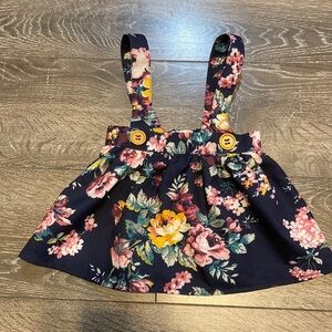 Baileys Blossoms skirt size 3-6 months
